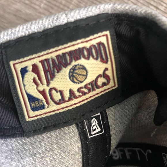 New Era 9Fifty San Antonio Spurs Baseball Hat - Picture 6 of 7